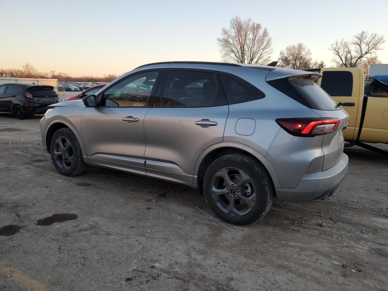 2024 FORD ESCAPE ST LINE VIN:1FMCU9MN2RUA75893