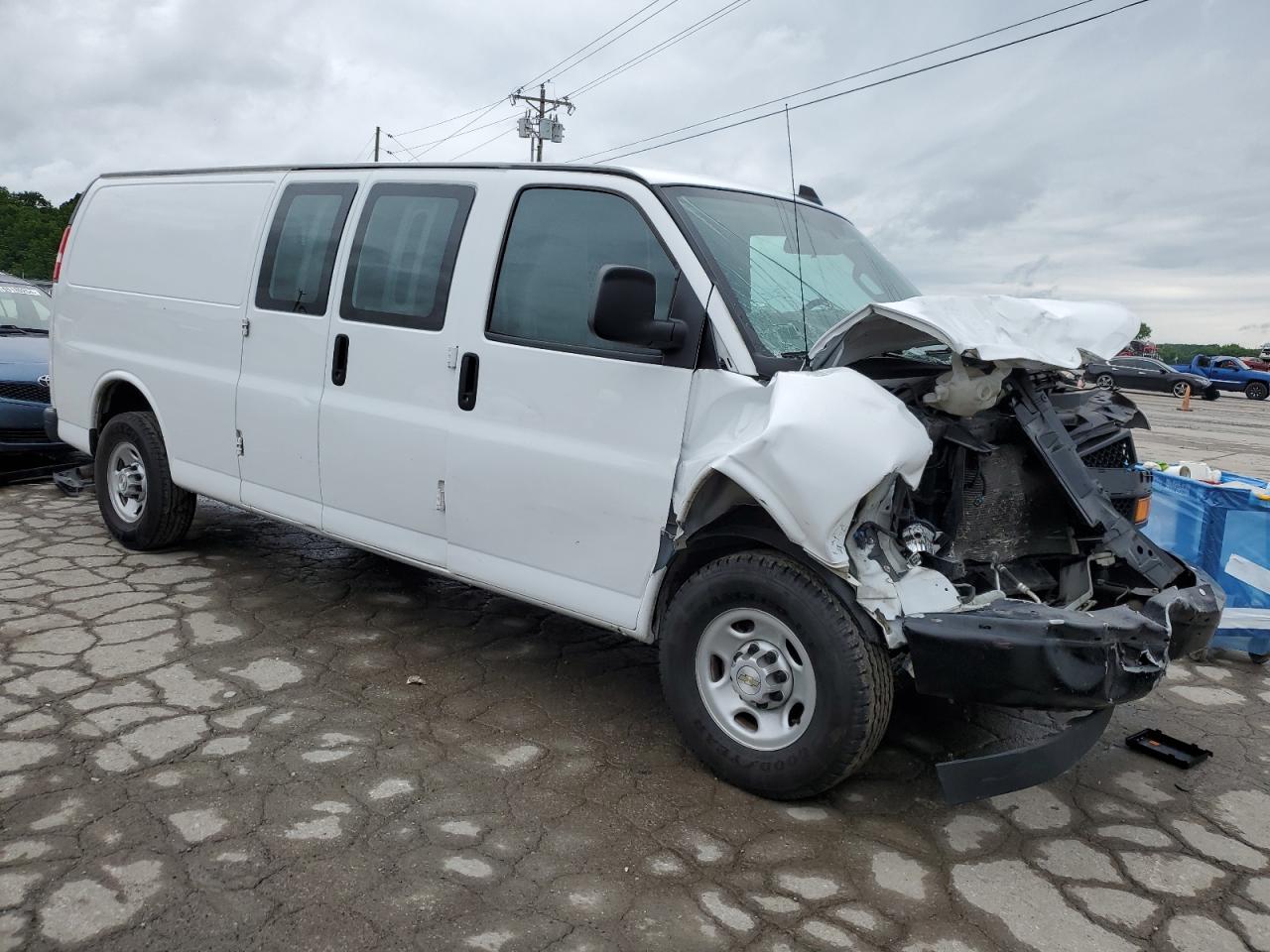 2022 CHEVROLET EXPRESS G2500  VIN:1GCWGBF79N1262056