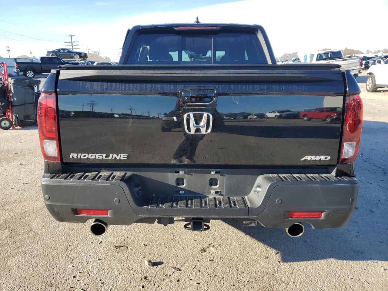 2023 HONDA RIDGELINE RTL-E VIN:5FPYK3F76PB056109