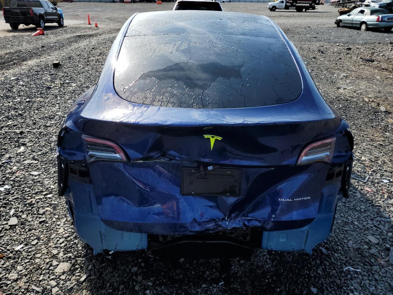 2024 TESLA MODEL Y  VIN:7SAYGDEEXRA237216