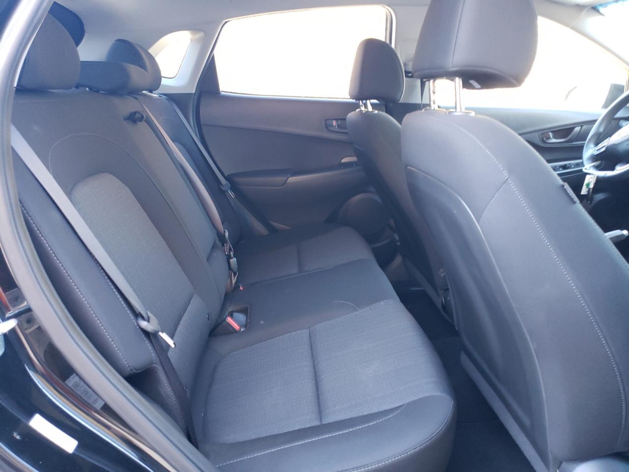 2022 HYUNDAI KONA SEL VIN:KM8K6CAB4NU921187
