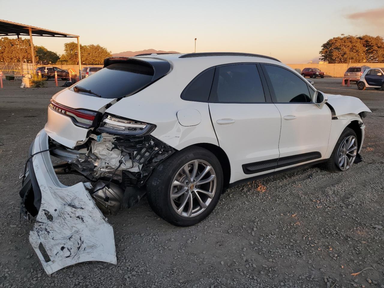 2023 PORSCHE MACAN BASE VIN:WP1AA2A52PLB15861