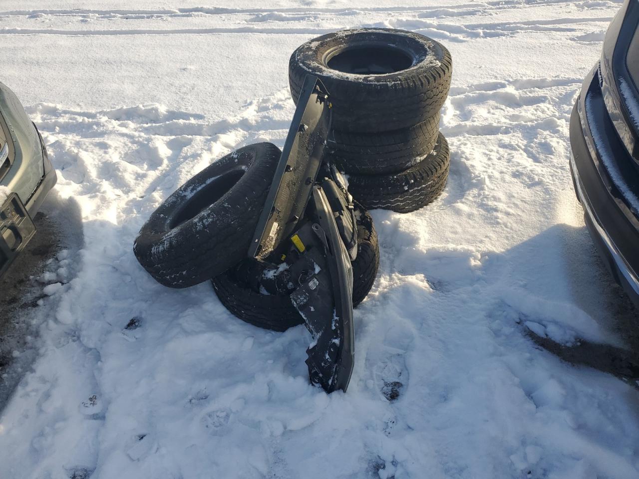 2022 CHEVROLET EQUINOX LT VIN:3GNAXUEV3NL293342