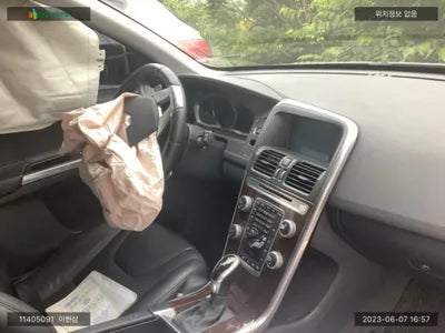 2015 Volvo XC60 YV1DZ73BDF2733540 VIN:YV1DZ73BDF2733540