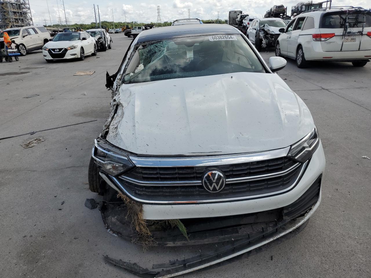 2023 VOLKSWAGEN JETTA SE VIN:3VW7M7BU8PM047860