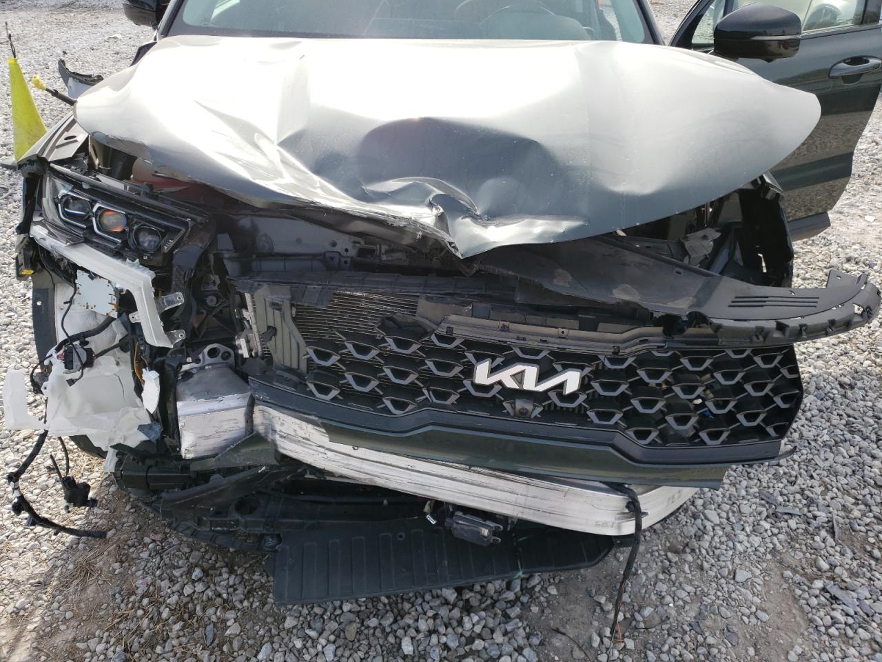2022 KIA SORENTO SX VIN:5XYRKDLF9NG077122