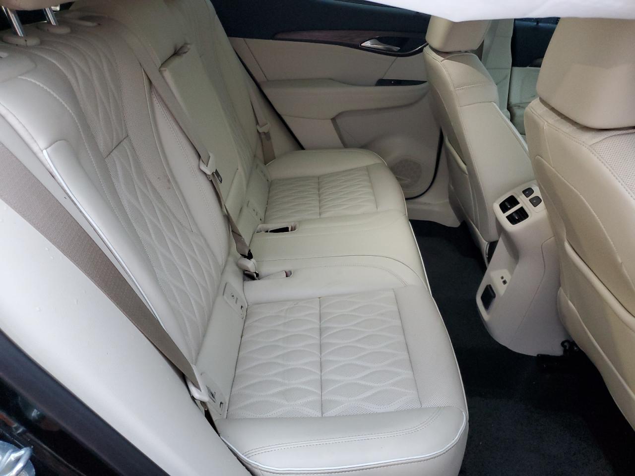 2022 BUICK ENVISION AVENIR VIN:LRBFZRR49ND161262