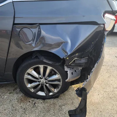 2018 Kia Carnival KNAME81ABJS387079 VIN:KNAME81ABJS387079