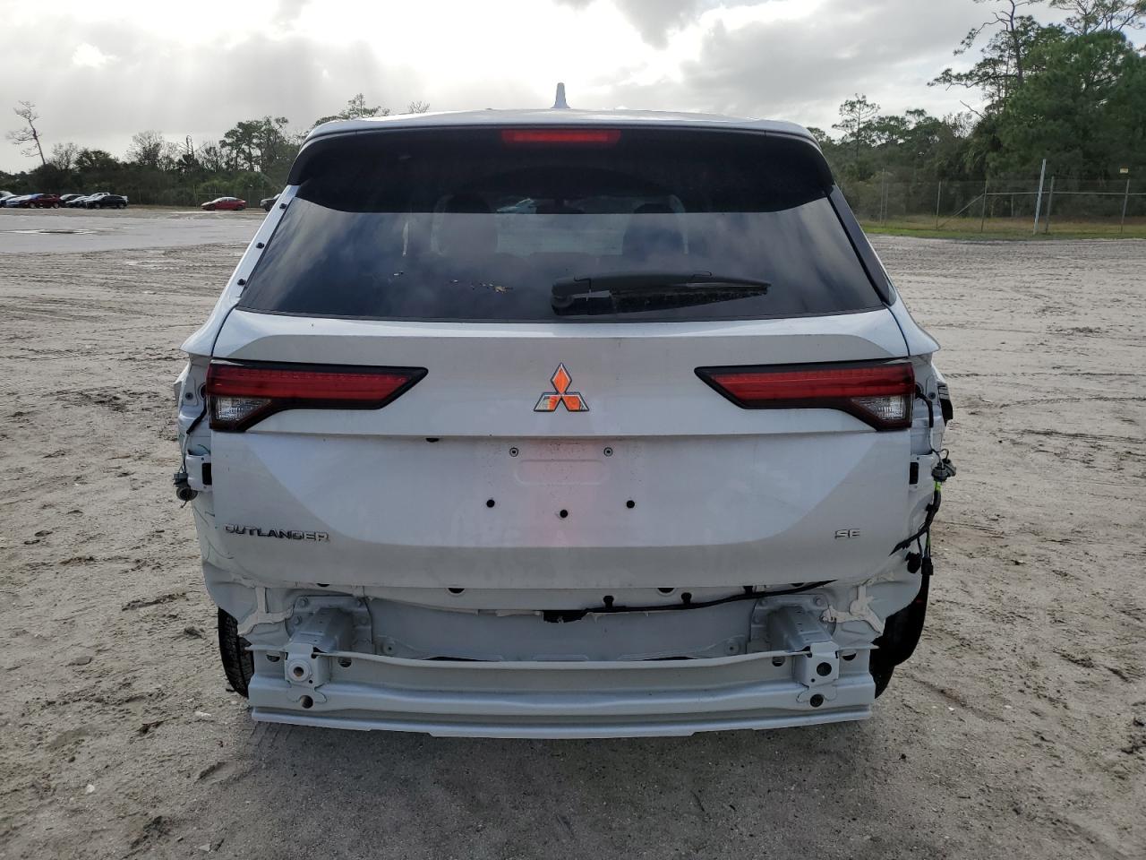 2024 MITSUBISHI OUTLANDER SE VIN:JA4J3VA89RZ045454