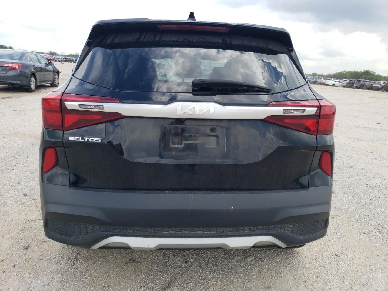 2022 KIA SELTOS LX VIN:KNDEPCAA0N7340998