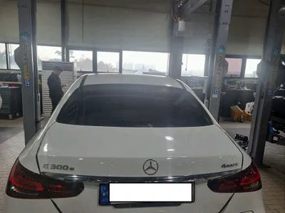 2021 Mercedes-Benz E 300 W1KZF5EBXMA963944 VIN:W1KZF5EBXMA963944