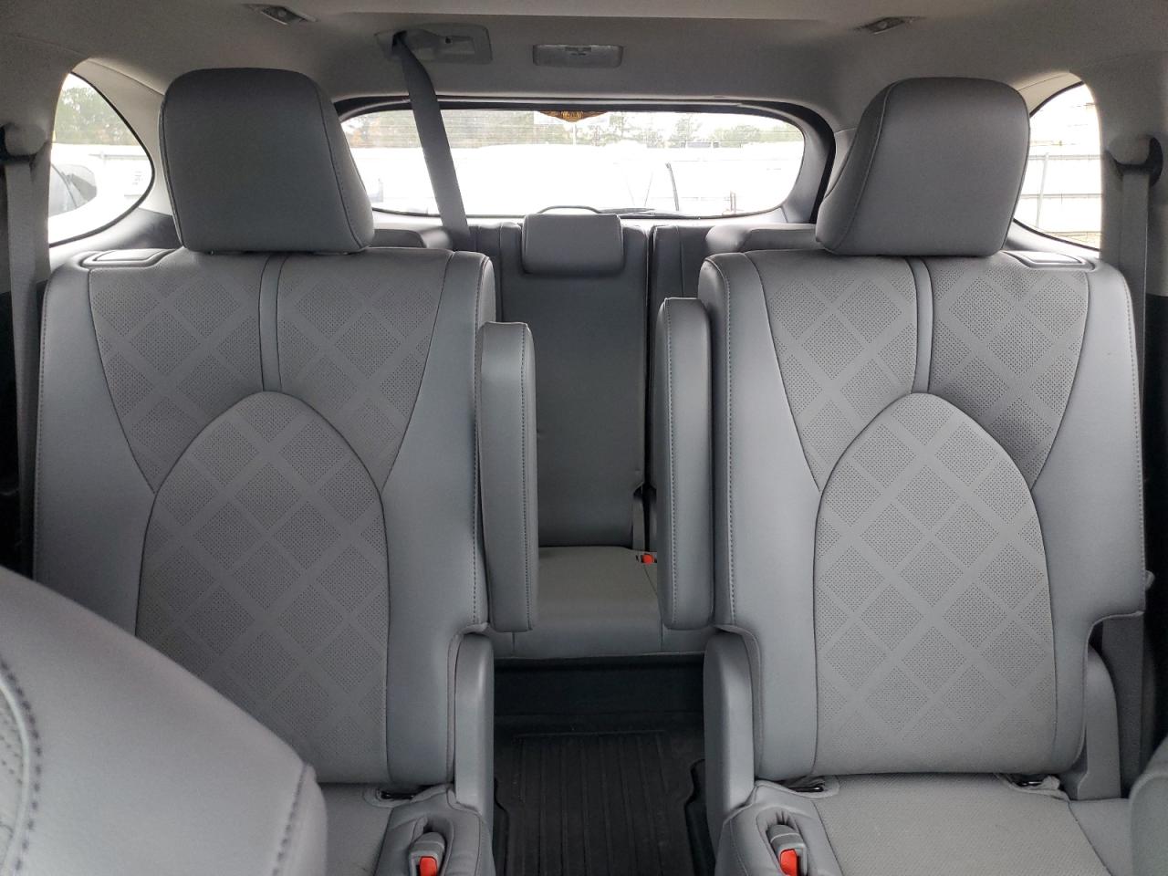 2022 TOYOTA HIGHLANDER PLATINUM VIN:5TDFZRAH4NS114709