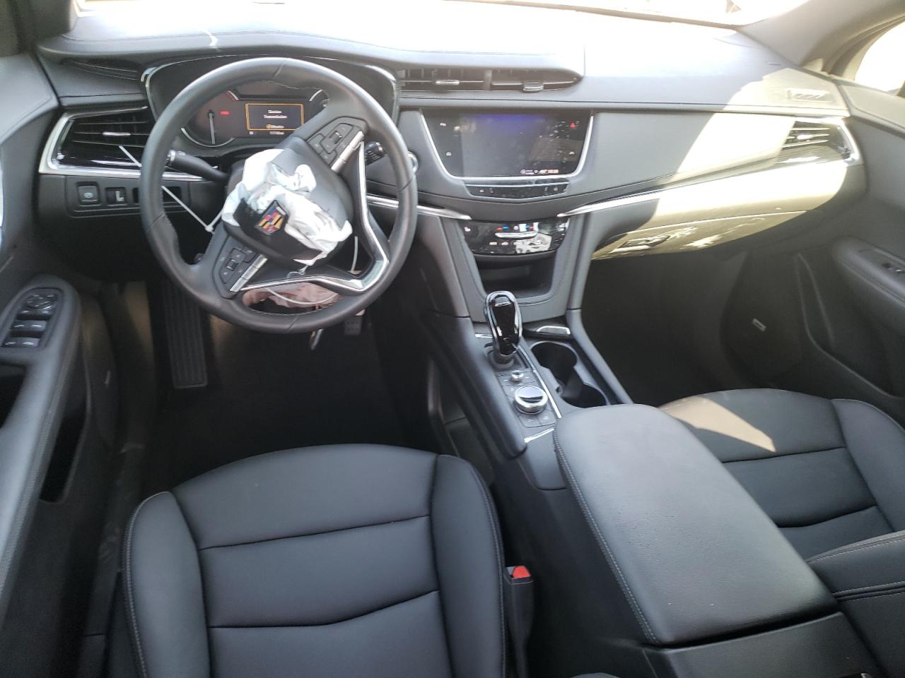 2024 CADILLAC XT6 LUXURY VIN:1GYKPAR40RZ721387