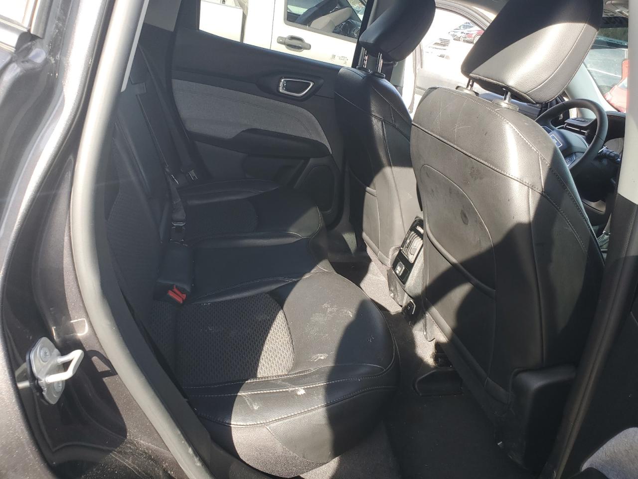 2022 JEEP COMPASS LATITUDE VIN:3C4NJCBB3NT229852