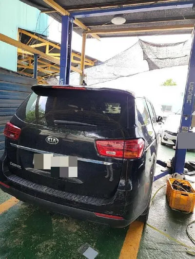 2018 Kia Carnival VIN: