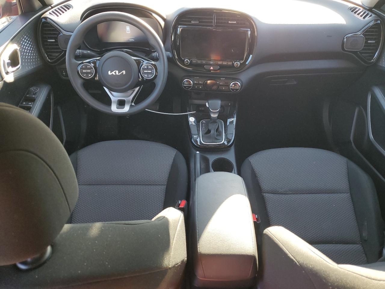 2024 KIA SOUL LX VIN:KNDJ23AU2R7223291