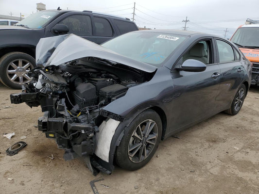 2022 KIA FORTE FE VIN:3KPF24AD5NE450237