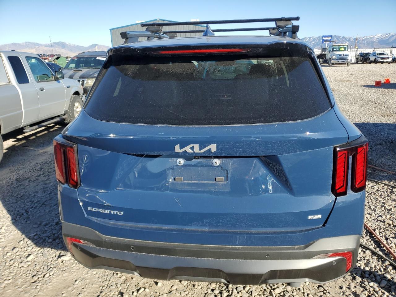 2024 KIA SORENTO EX VIN:5XYRHDJF8RG259790