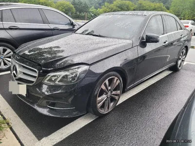 2015 Mercedes-Benz E 300 VIN: