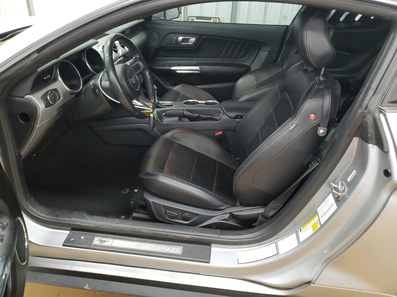 2022 FORD MUSTANG  VIN:1FA6P8TH6N5101257