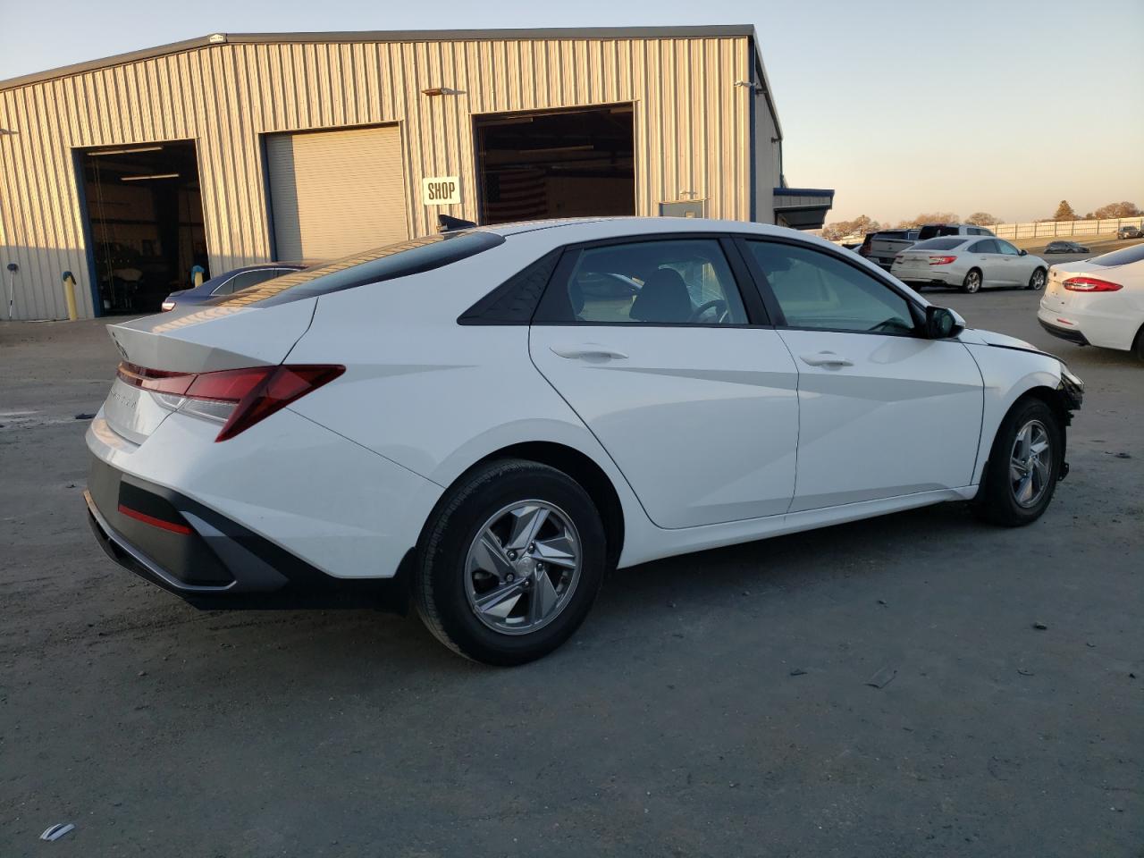 2024 HYUNDAI ELANTRA SE VIN:KMHLL4DG3RU775543