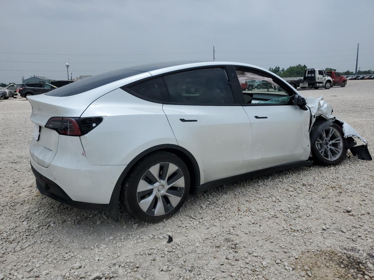 2022 TESLA MODEL Y  VIN:7SAYGAEE8NF362226