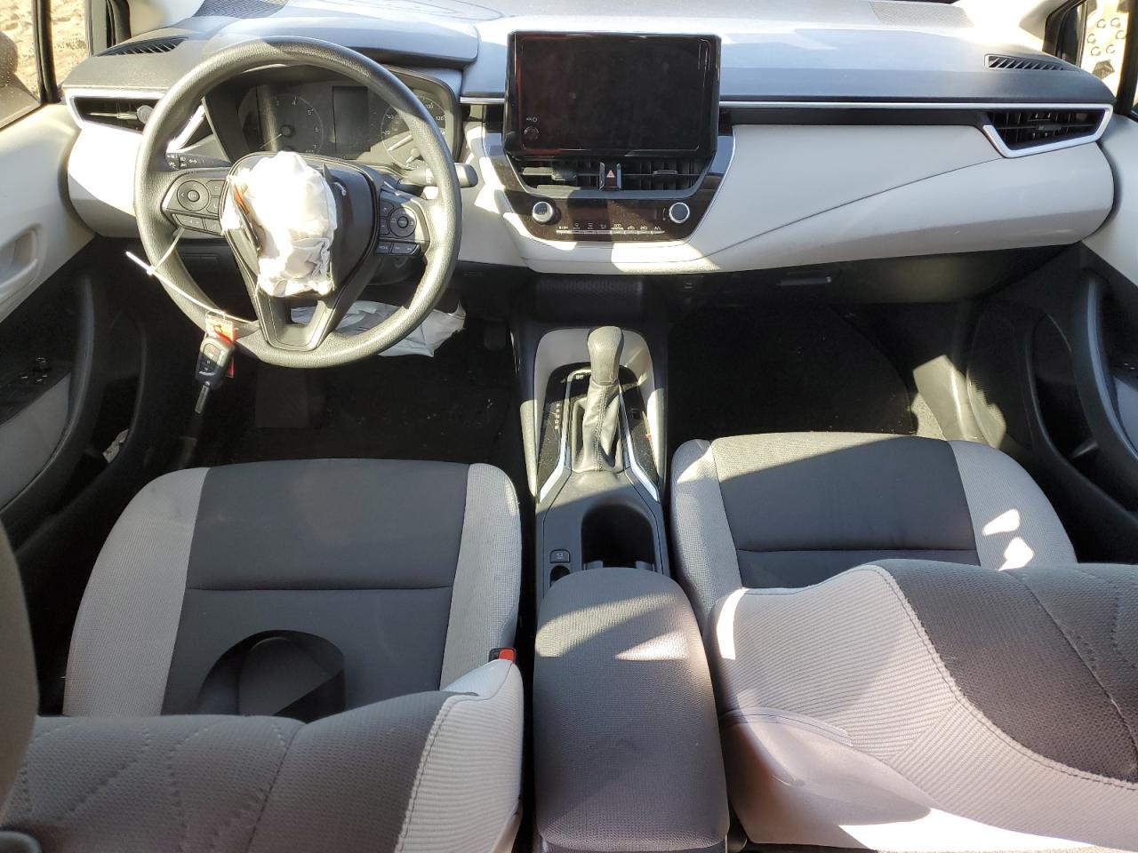 2024 TOYOTA COROLLA LE VIN:JTDBCMFE6R3063349