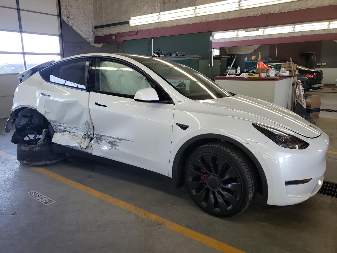 2023 TESLA MODEL Y  VIN:7SAYGDEFXPF788349