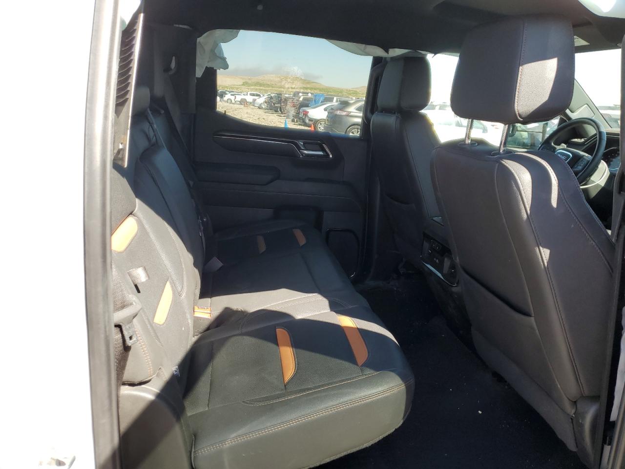 2024 GMC SIERRA K1500 AT4 VIN:1GTUUEE88RZ278056