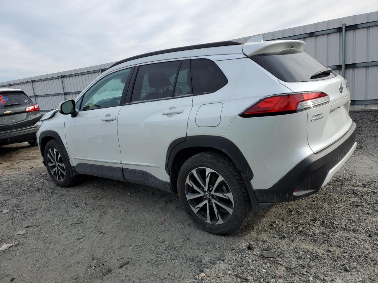 2023 TOYOTA COROLLA CROSS XLE VIN:7MUDAABG4PV077269