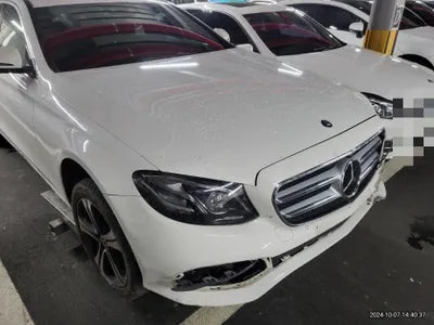 2017 Mercedes-Benz E 300 VIN: