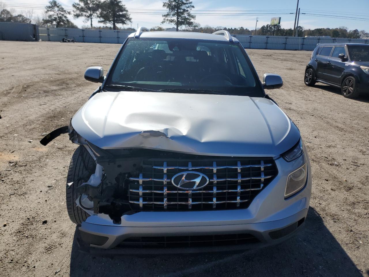 2022 HYUNDAI VENUE SEL VIN:KMHRC8A35NU181369