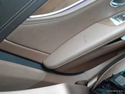 2018 Mercedes-Benz E 220 VIN: