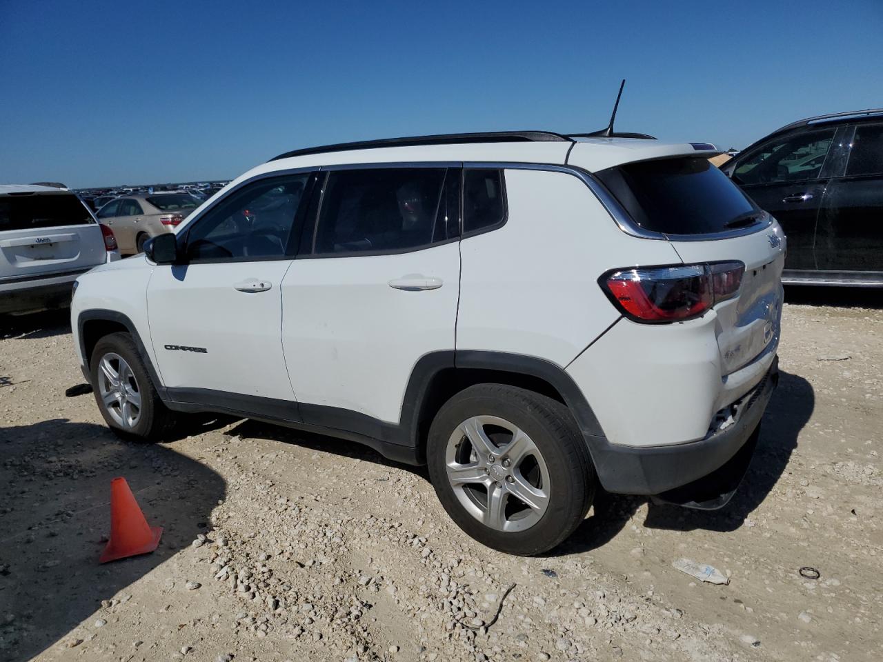 2023 JEEP COMPASS LATITUDE VIN:3C4NJDBN5PT514720