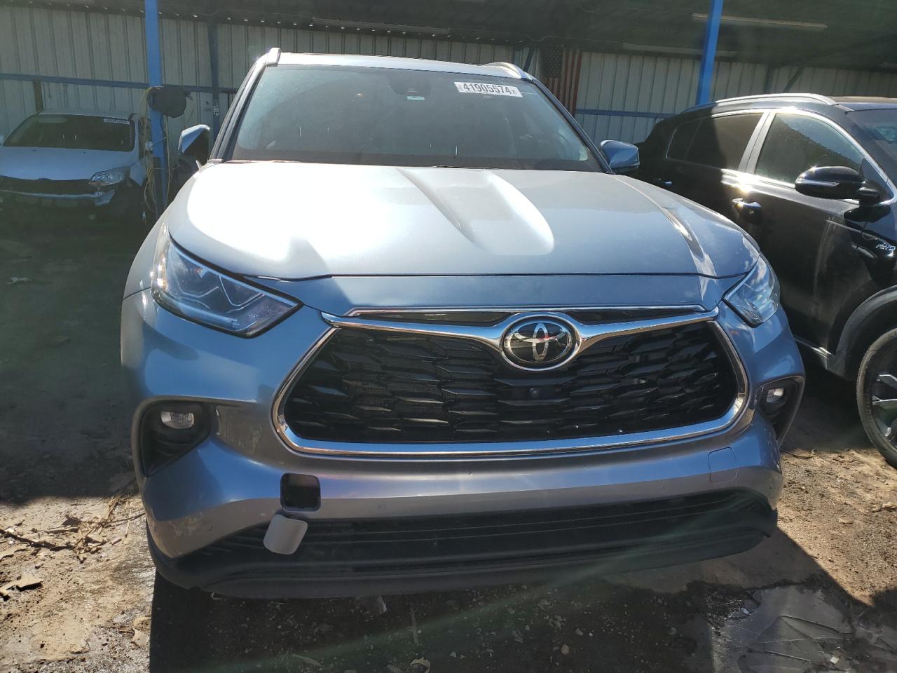 2022 TOYOTA HIGHLANDER LIMITED VIN:5TDDZRBH2NS206200