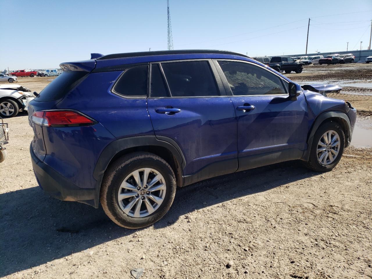 2022 TOYOTA COROLLA CROSS LE VIN:7MUCAAAGXNV025803