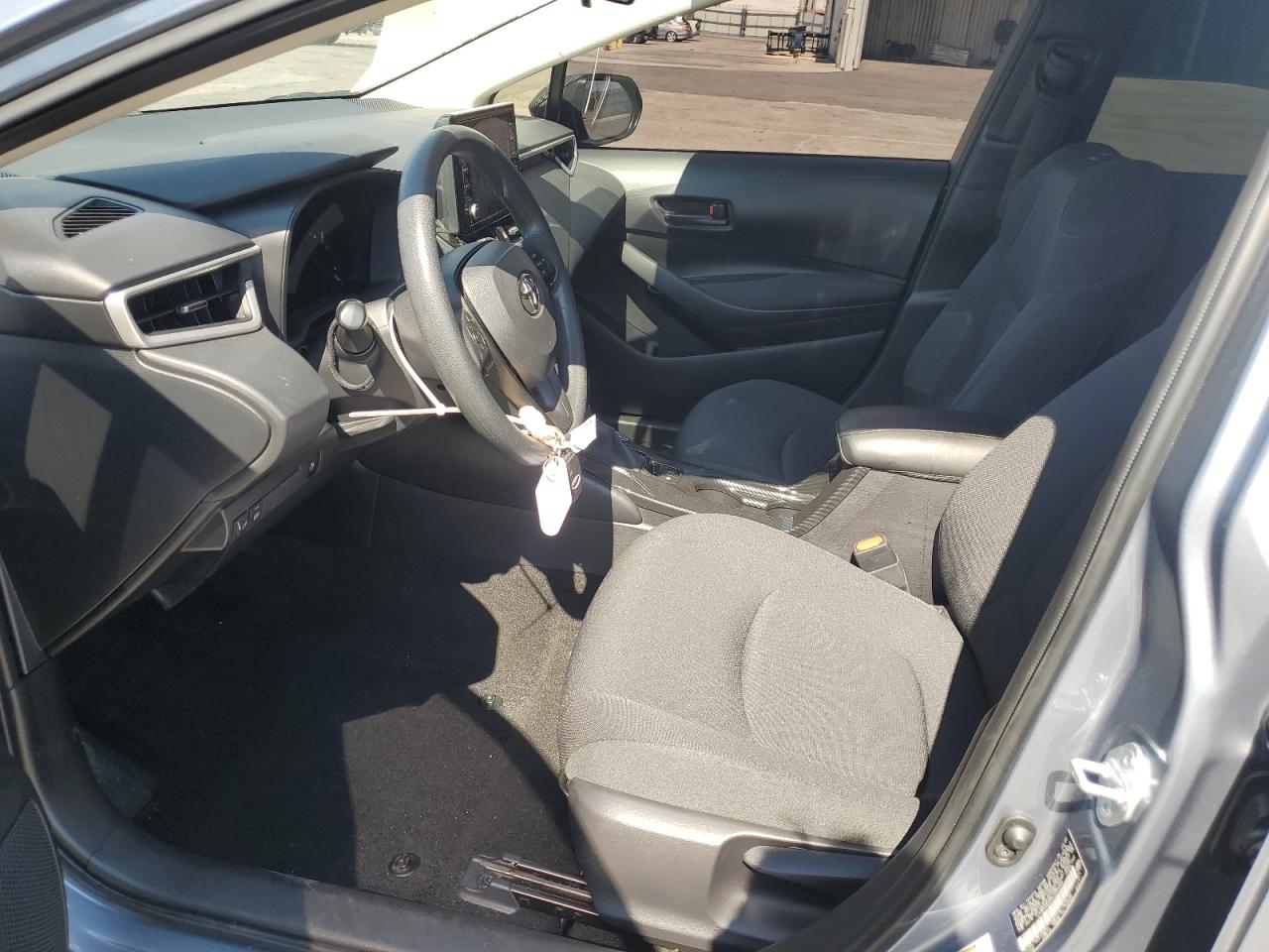 2022 TOYOTA COROLLA LE VIN:JTDEAMDE8NJ055684