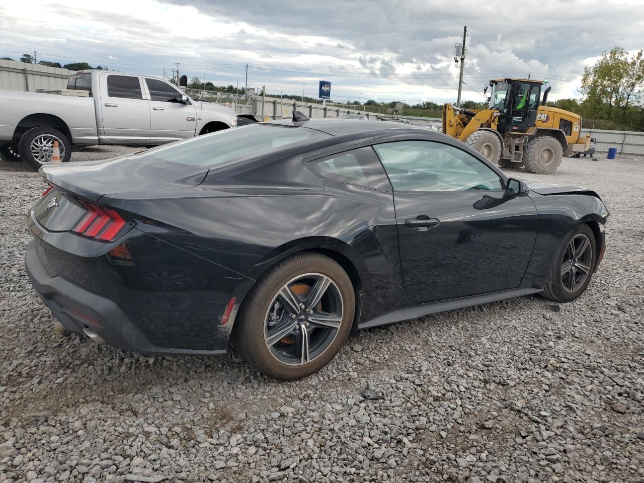 2024 FORD MUSTANG  VIN:1FA6P8TH1R5107697