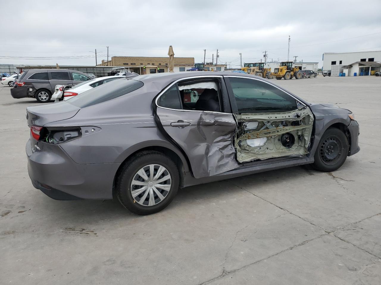 2022 TOYOTA CAMRY LE VIN:4T1C31AK9NU579219