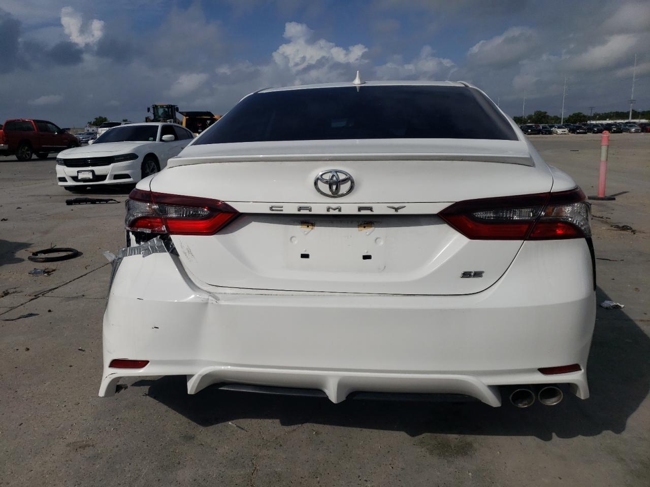 2022 TOYOTA CAMRY SE VIN:4T1G11AK6NU704944