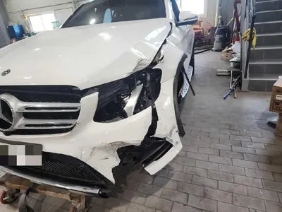 2019 Mercedes-Benz GLC 300 VIN: