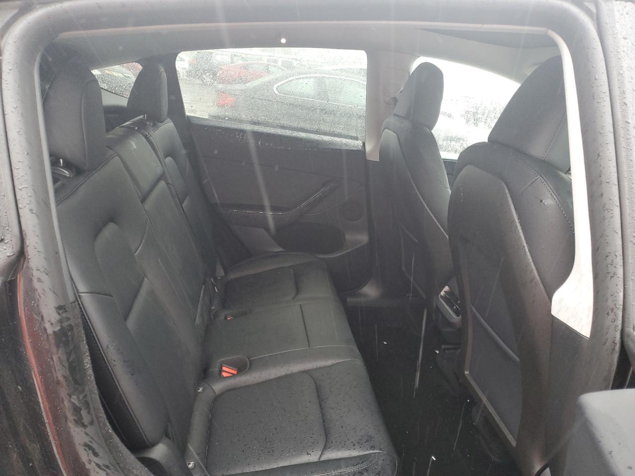 2024 TESLA MODEL Y  VIN:7SAYGDEDXRF055185