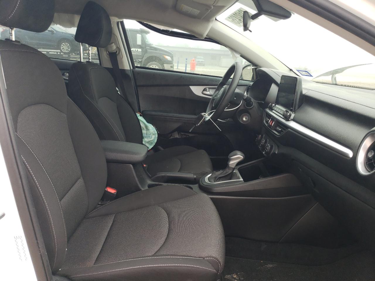 2023 KIA FORTE LX VIN:3KPF24AD0PE635492