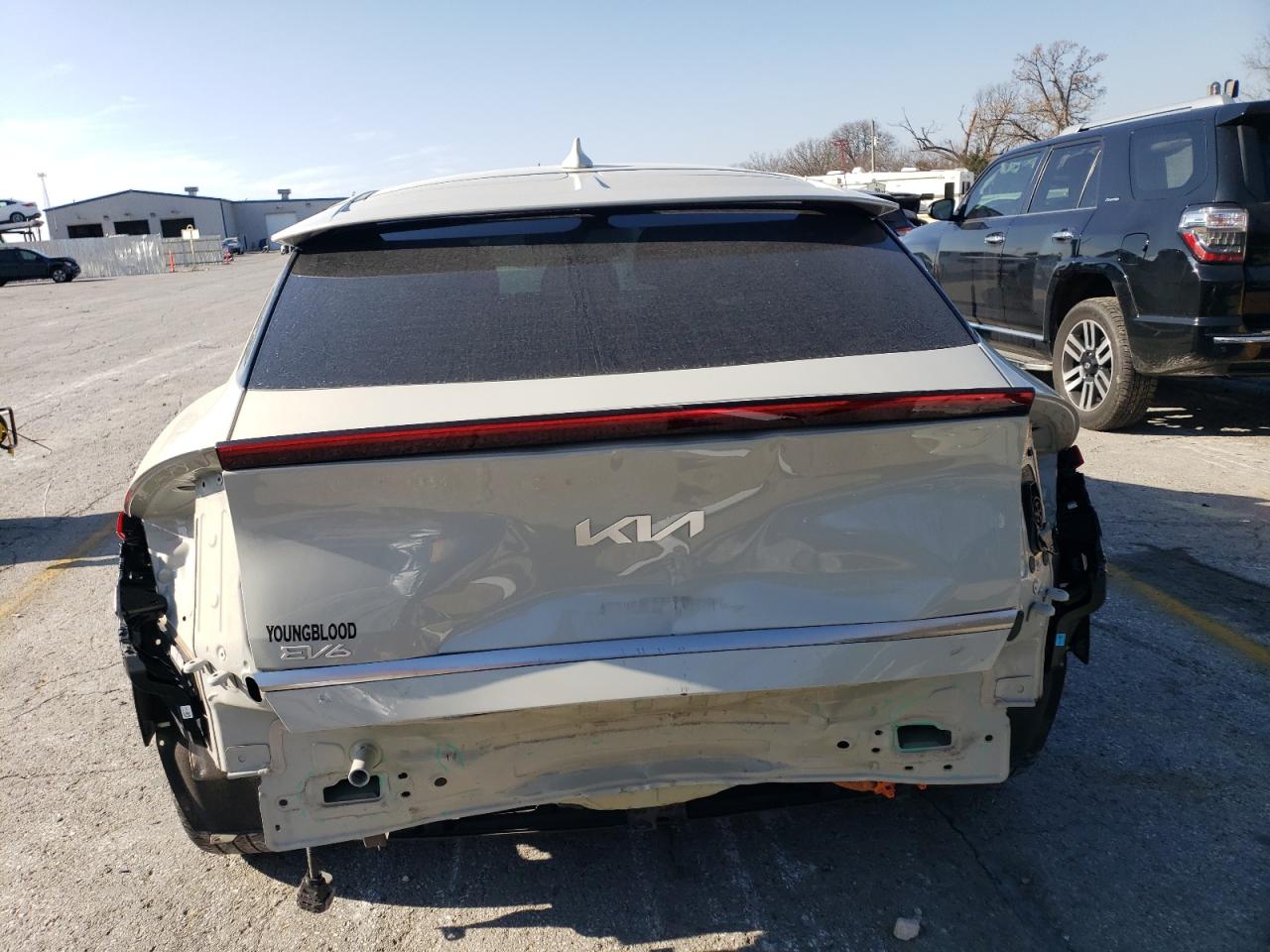 2022 KIA EV6 LIGHT VIN:KNDC3DLC2N5055061