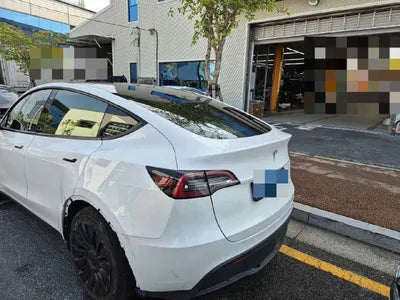 2024 Tesla Model Y VIN: