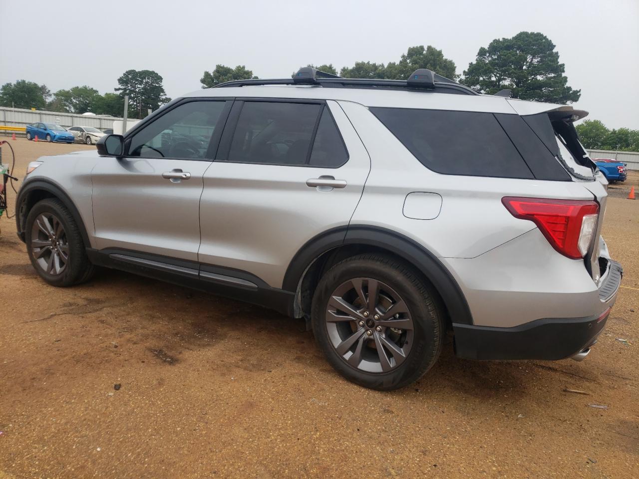 2022 FORD EXPLORER XLT VIN:1FMSK7DH3NGC11117