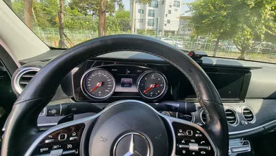 2019 Mercedes-Benz E 220 WDDZF0EB1KA501384 VIN:WDDZF0EB1KA501384