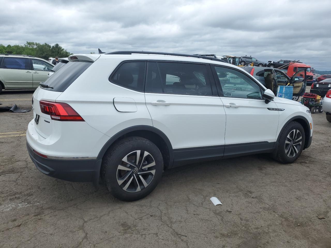 2024 VOLKSWAGEN TIGUAN S VIN:3VVFB7AX4RM038318