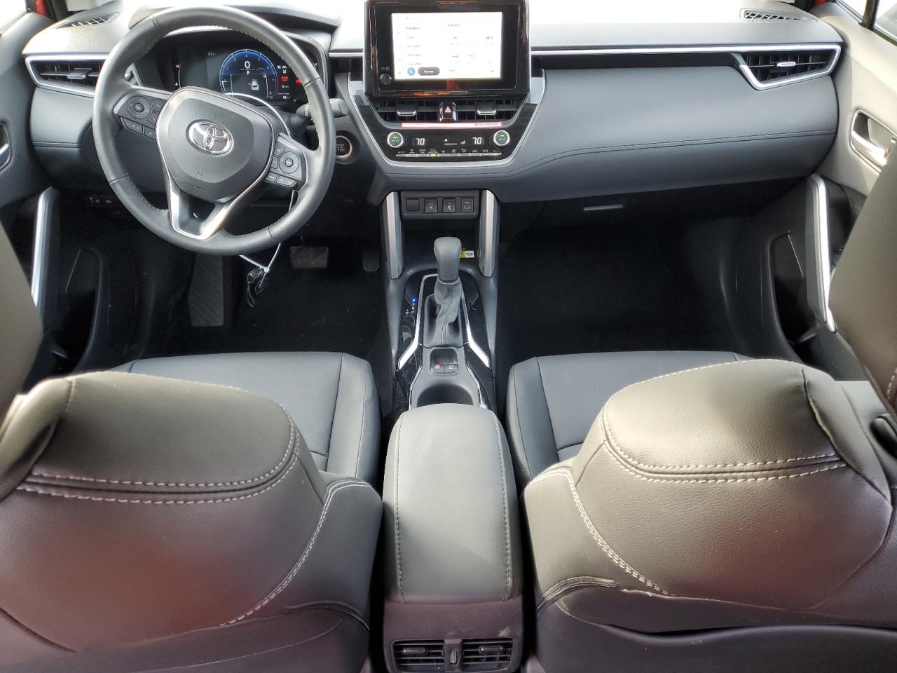 2023 TOYOTA COROLLA CROSS XLE VIN:7MUDAABG4PV060598