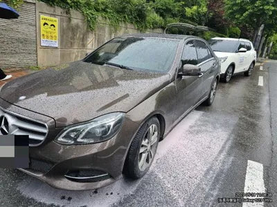 2014 Mercedes-Benz E 220 VIN: